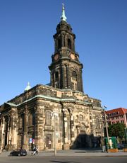 Katholische-Hofkirche-1.jpg