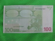 100_Euro.JPG