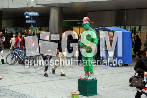 Straßenkünstler_3.JPG