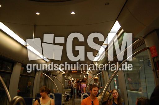 U-Bahn_Waggon.JPG
