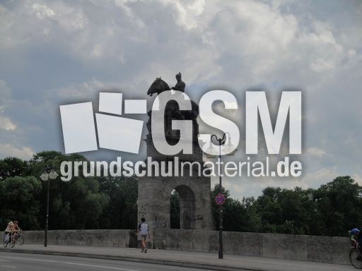 Wittelsbacher_Brücke_1.JPG