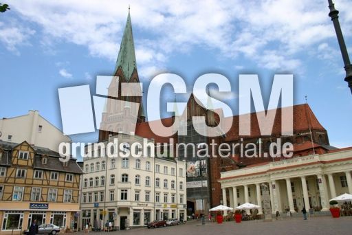 Dom-Schwerin-2.jpg