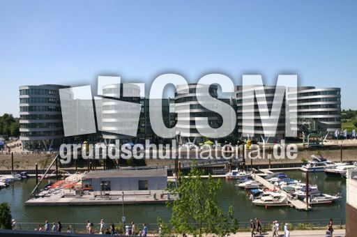 Duisburg-Five-Boats-3B.jpg