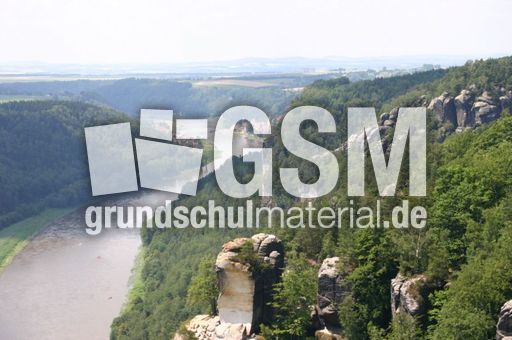 Bastei-Blick-auf-Elbe-3.jpg