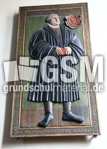 Modell-Grabplatte-Luther_6184.jpg