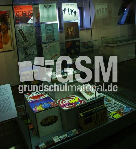 Volkskundemuseum-Erfurt-Beatlesausstellung_3093.jpg
