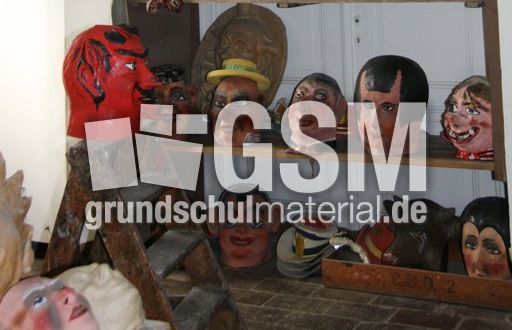 Volkskundemuseum-Maskenmacher_3108.jpg