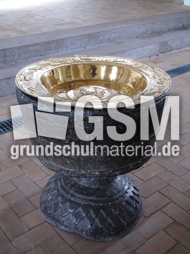 Taufbecken.JPG