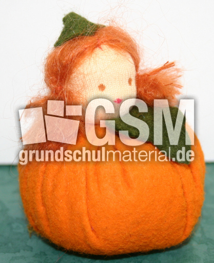 Waldorfpuppe-Kürbis.jpg