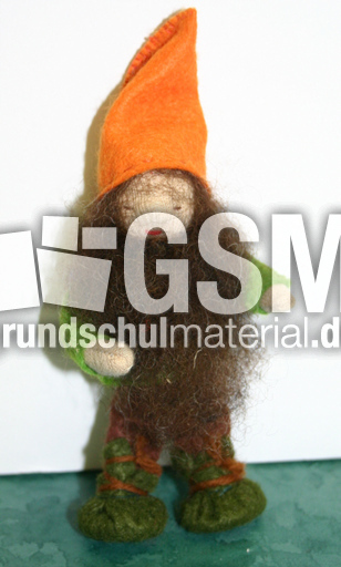 Waldorfpuppe-Zwerg-1.jpg