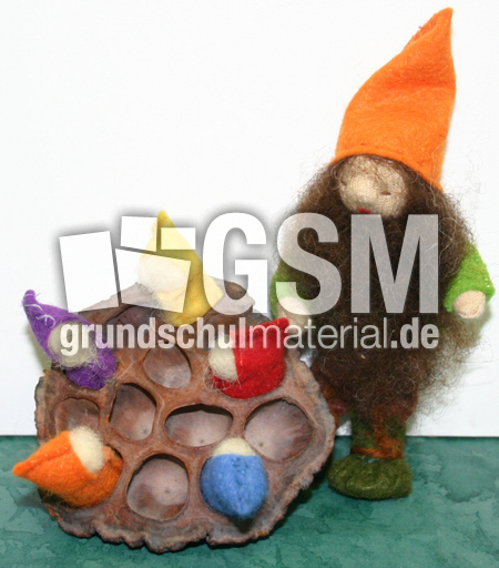 Waldorfpuppen-Zwerge-2.jpg