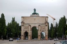 Siegestor_2.JPG