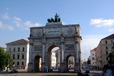 Siegestor_4.JPG