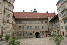 Schloss-Güstow-3.jpg
