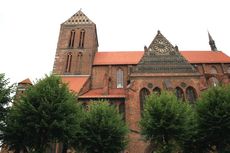 Nikolaikirche-Wismar-1.jpg