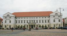 Rathaus-Wismar.jpg