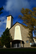 Heilig-Geist-Kirche_1.jpg