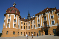 Schloss-Moritzburg-2.jpg