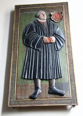 Modell-Grabplatte-Luther_6184.jpg