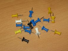 Pinbrettnadeln.JPG