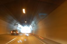 Tunnel_1.JPG